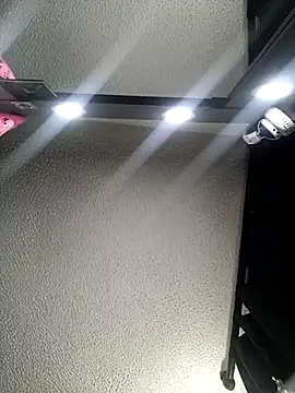 Snapshot of soy_valu chatting on 11.21.25 soy valu online show from 11.21.25