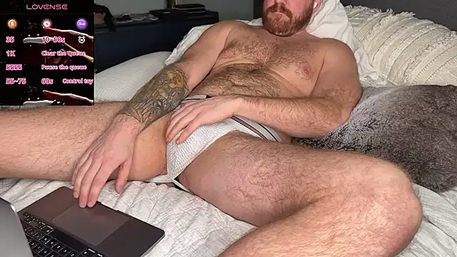 Snapshot of bottombearishguy chatting on 02.26.25 bottombearishguy online show from 02.26.25