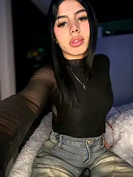 Laura-Khalifa online show from 04.01.26