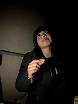 Laura-Khalifa online show from 05.16.26