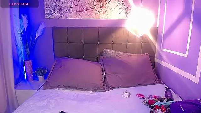 Snapshot of melissa_becraft chatting on 10.23.25 melissa becraft online show from 10.23.25