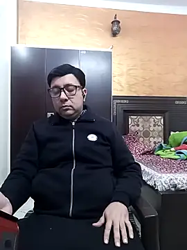 innocentboy1987 online show from 03.03.25