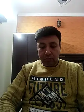 innocentboy1987 online show from 12.04.25