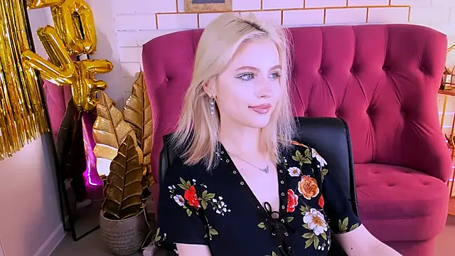 LeonaStane online show from 02.27.25