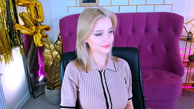 LeonaStane online show from 10.23.25