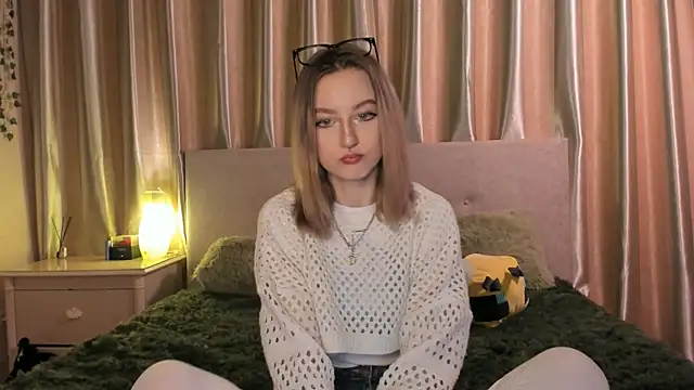 MiaRanki online show from 03.22.25