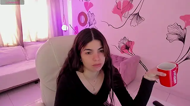 Isabela Fiorelli online show from 04.11.26