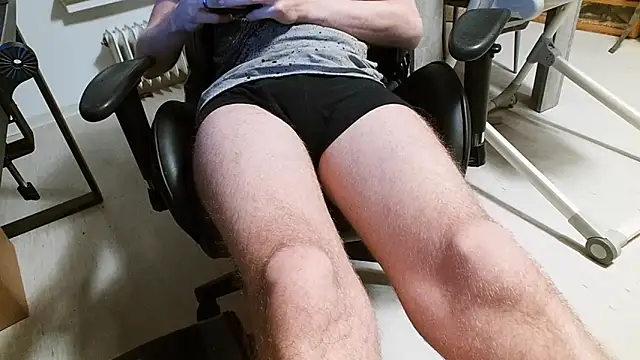 Snapshot of ademandjulia chatting on 02.16.26 ademandjulia online show from 02.16.26