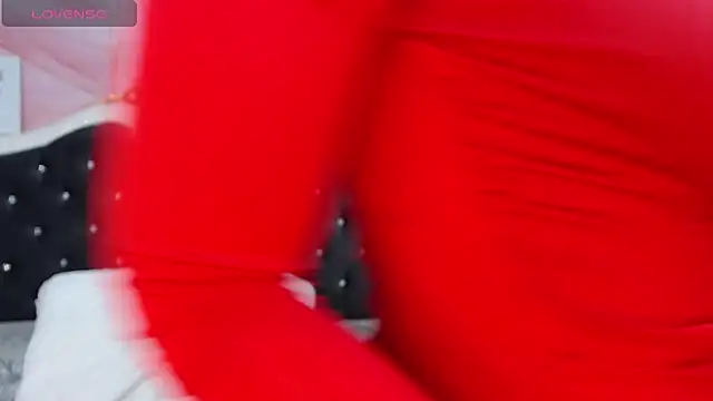 LindaBird online show from 10.10.25