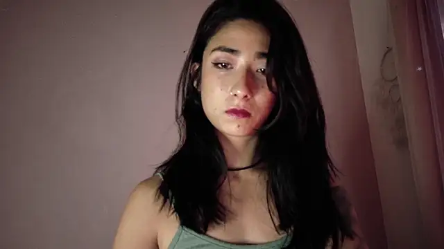 Snapshot of oishii_ambar chatting on 09.13.25 oishii ambar online show from 09.13.25