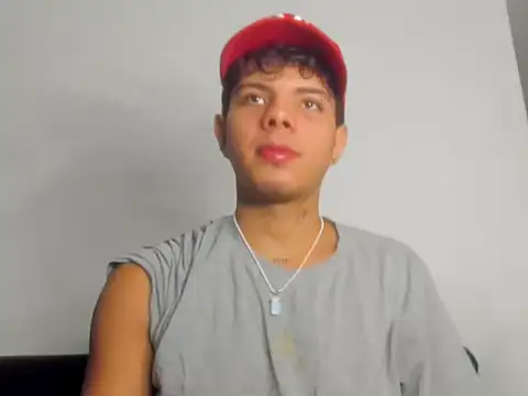 Snapshot of Alessandro_1610 chatting on 02.28.26 Alessandro 1610 online show from 02.28.26