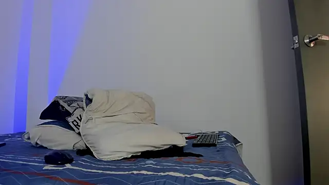 hugosan12 online show from 12.04.25