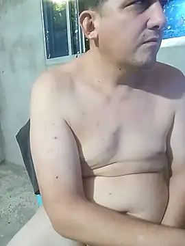 Snapshot of PECHO100 chatting on 03.01.25 PECHO100 online show from 03.01.25