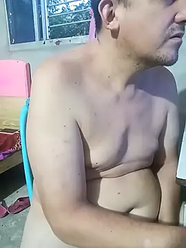 Snapshot of PECHO100 chatting on 03.21.25 PECHO100 online show from 03.21.25