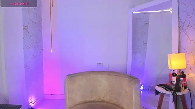 Emylyjonhs online show from 04.16.26