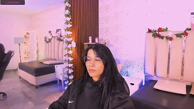 Gaby tay1 online show from 04.28.26