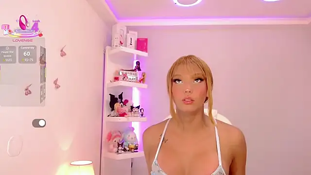 Snapshot of LisaHadidd chatting on 03.09.25 LisaHadidd online show from 03.09.25