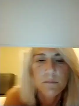 Skippydippy99 online show from 09.25.25