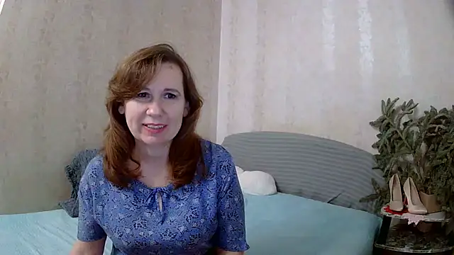 Snapshot of Starsan chatting on 02.11.25 Starsan online show from 02.11.25