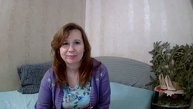 Snapshot of Starsan chatting on 02.12.25 Starsan online show from 02.12.25