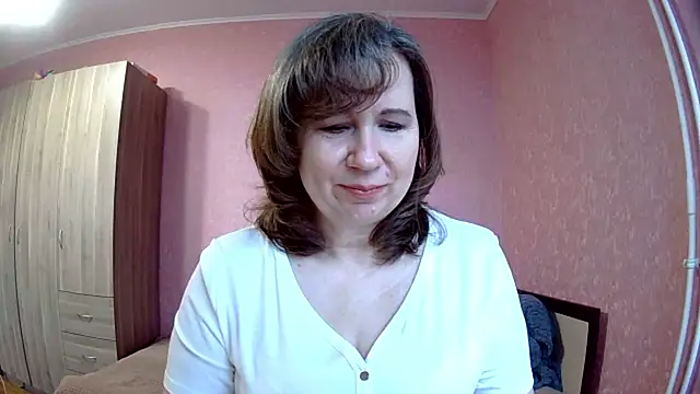 Snapshot of Starsan chatting on 11.02.25 Starsan online show from 11.02.25