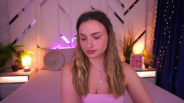 LindsieGreyy online show from 02.12.26