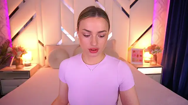 LindsieGreyy online show from 05.17.26