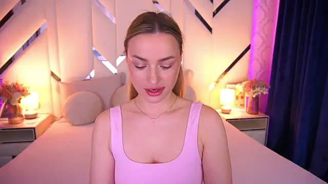 LindsieGreyy online show from 05.18.26