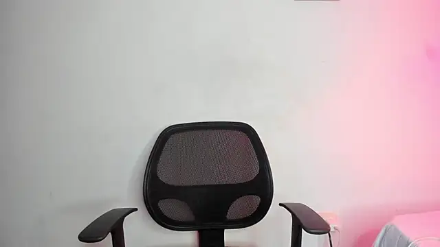 Dhalila  online show from 11.27.25