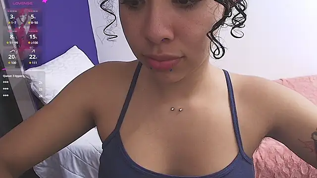 Snapshot of Dhalila_ chatting on 03.28.26 Dhalila online show from 03.28.26