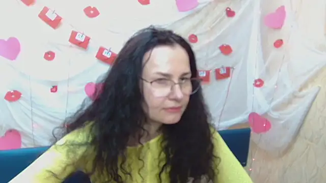 Miroslava Happi online show from 02.22.25