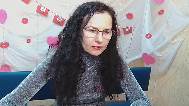 Miroslava Happi online show from 02.28.25