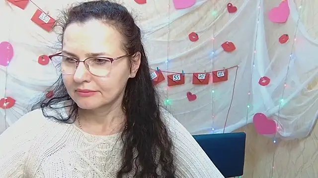 Miroslava Happi online show from 03.11.25