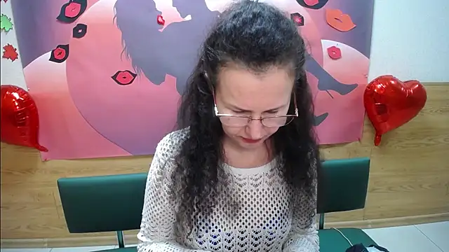 Miroslava Happi online show from 10.20.25