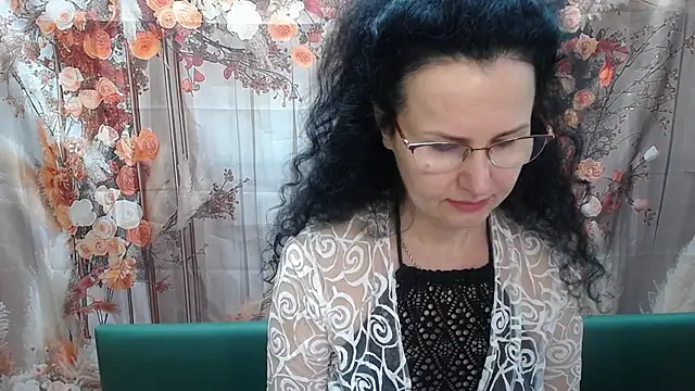 Miroslava Happi online show from 07.10.26