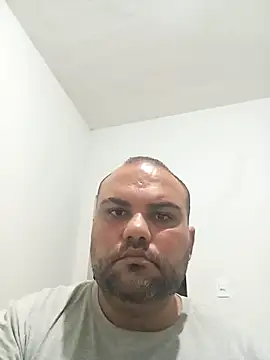 Snapshot of Felipe_OwnZ chatting on 10.31.25 Felipe OwnZ online show from 10.31.25