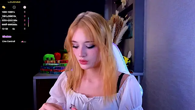 Snapshot of Hisoka_akerley chatting on 09.19.25 Hisoka akerley online show from 09.19.25
