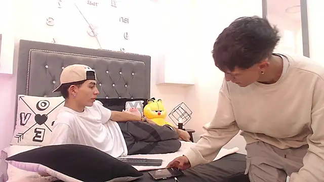 Snapshot of MaikyCooper chatting on 03.08.25 MaikyCooper online show from 03.08.25