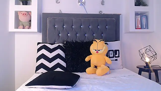 Snapshot of MaikyCooper chatting on 03.13.25 MaikyCooper online show from 03.13.25