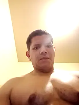 Snapshot of machoactivo1 chatting on 02.16.25 machoactivo1 online show from 02.16.25