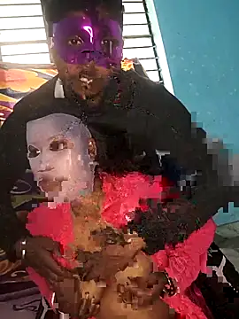 Snapshot of CuteRani001 chatting on 02.13.25 CuteRani001 online show from 02.13.25