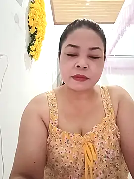 Baby-bigtits2024 online show from 03.07.25