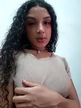 Majo BigTits online show from 11.21.25