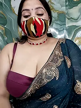 Snapshot of seetatiwari chatting on 11.25.25 seetatiwari online show from 11.25.25