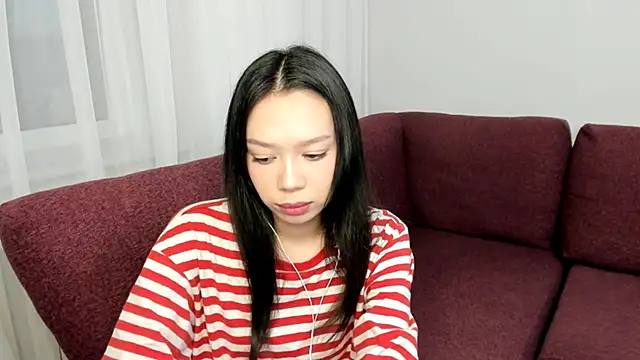 CherryMolly online show from 10.14.25