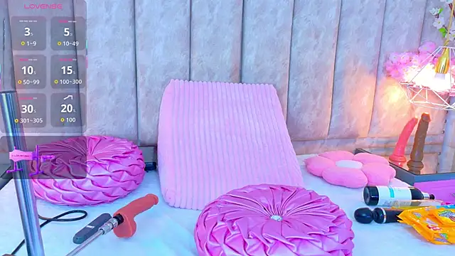 BrithanyParker  online show from 11.12.25