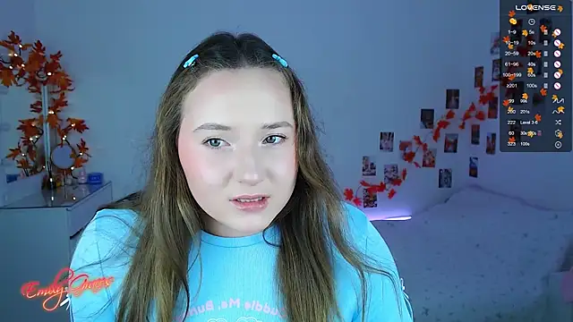 EmilyxxGraces online show from 10.30.25