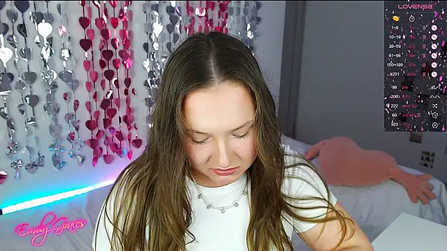 EmilyxxGraces online show from 02.13.26