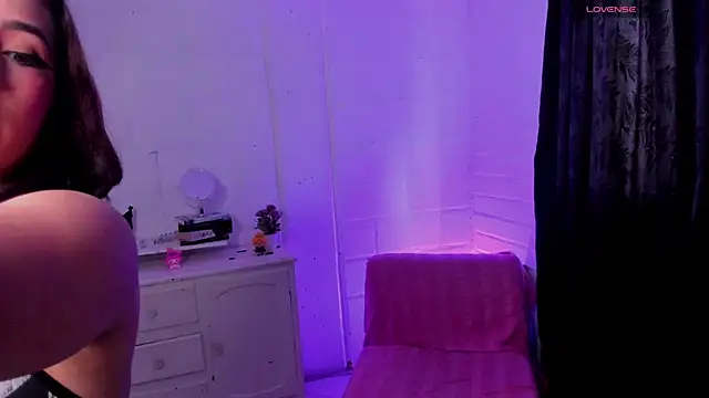 Nyx Blackmoon online show from 04.15.26