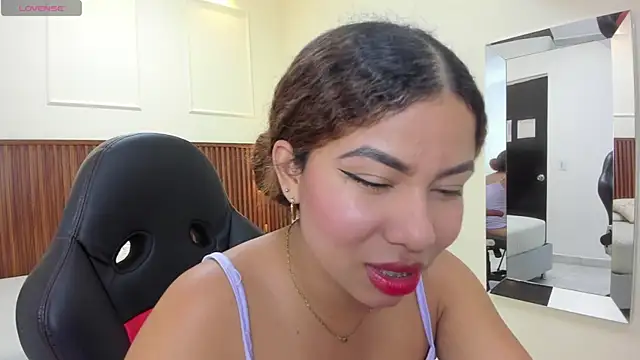 MELINAMARTINS online show from 09.22.25